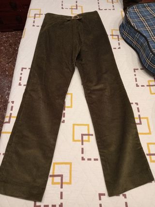 Pantalones Pana Fallero.Talla 16.. Verde Oliva