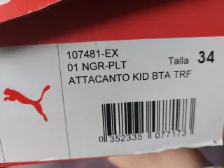 Botas fútbol sala niño Puma Talla 34