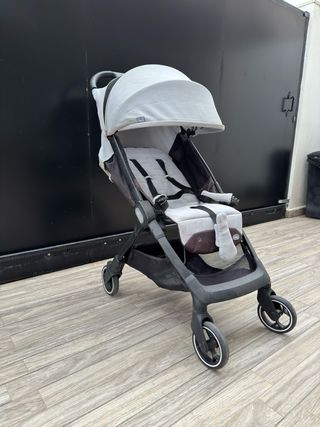 Silla de paseo Joie gris