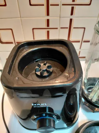 Batidora Taurus Optima Nero 1300W