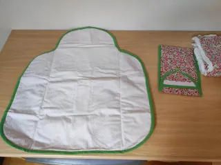 Conjunto bebé floral con encaje