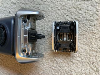 Afeitadora Braun Serie 8, afeitado en seco/mojado.