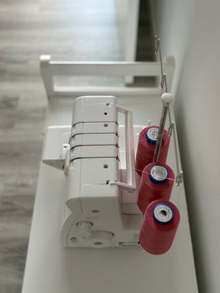 Remalladora Singer 14SH654