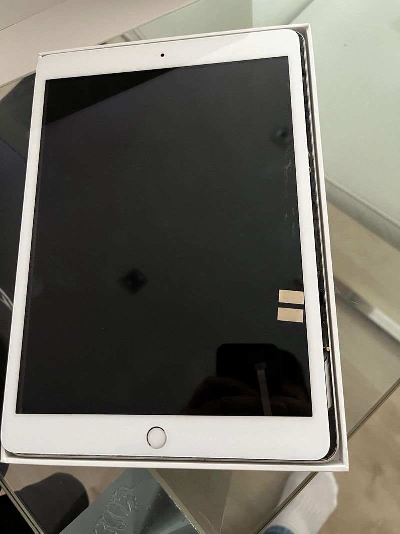 iPad 7ª Gen 128GB Blanco afbeelding 2