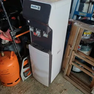 Fuente de agua Aquaflix