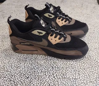 Nike Air Max 90 Negro y Marrón