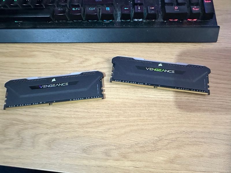 Corsair Vengeance RGB Pro SL DDR4 16GB 3200mhz afbeelding 2