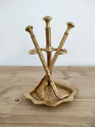 Antiguo juego de chimenea de bronce