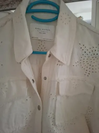 Chaqueta Zara Blanca Bordada