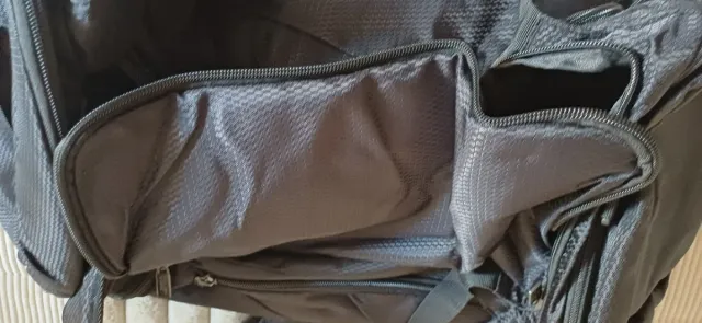 Mochila grande GLS negra. ¡A estrenar!