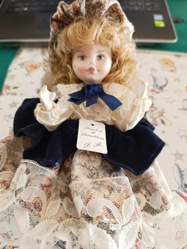Bambola Porcellana Vintage Anni 80