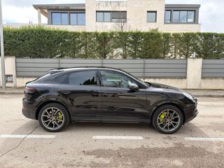Porsche Cayenne Coupé E-hybrid V6 462 2021