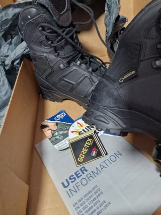 Botas Tácticas Haix Negras