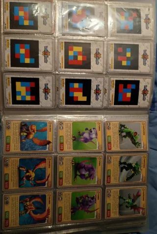 Juego Nintendo switch y cartas fútbol e Invizimals