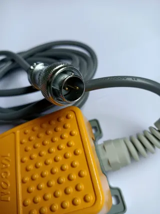 Pedal Eléctrico Bipolar Kacon Metálico 2m Cable