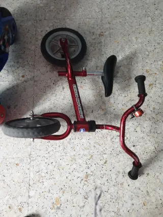 Bicicleta chico y moto avengers