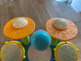 Batería infantil con micrófono