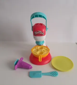 Play-Doh Kitchen Creations Mezclador Giratorio