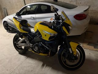 Suzuki B-King motor hayabusa 1340cc