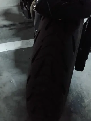 Honda CB500F Negra y Dorada