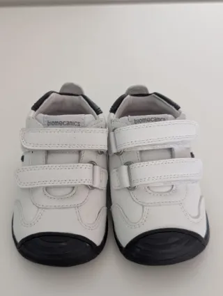 Zapatillas Biomecanics blancas bebé