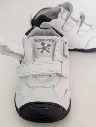 Zapatillas Biomecanics blancas bebé