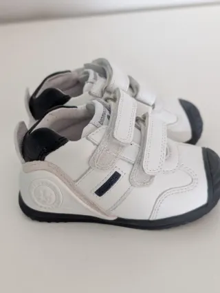 Zapatillas Biomecanics blancas bebé