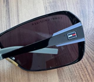 Gafas de Sol Tommy Hilfiger Negras