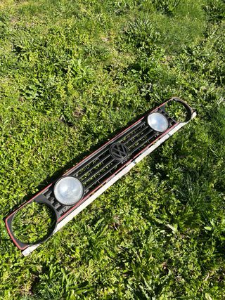 Parrilla Golf MK2 con faros Hella