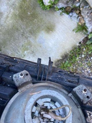 Parrilla Golf MK2 con faros Hella