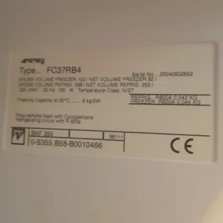 Cajón  congelador Frigorífico Smeg Pequeño Inferio