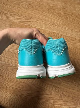 Zapatillas Nike Mujer Turquesa Talla 38.5
