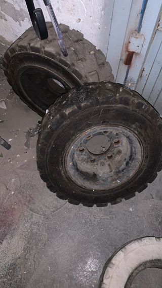 Ruedas para carretilla elevadora