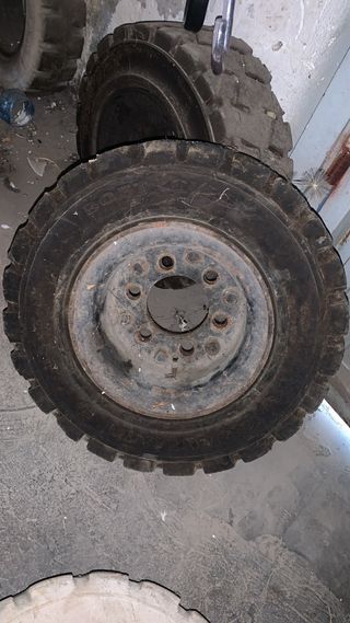 Ruedas para carretilla elevadora