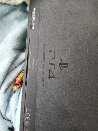 PS4 (PlayStation 4) Negra