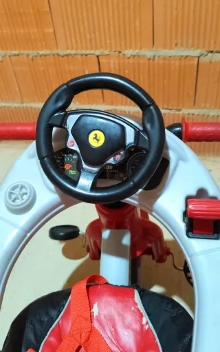 Triciclo Ferrari Rojo