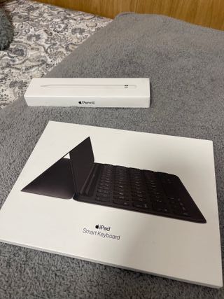 Teclado y Lápiz Apple Smart Keyboard