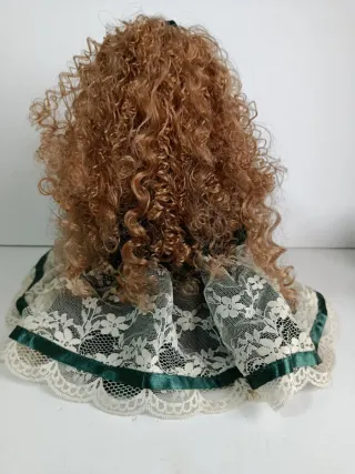 Due bambole di porcellana marca LE BAMBOLE DI JANGO