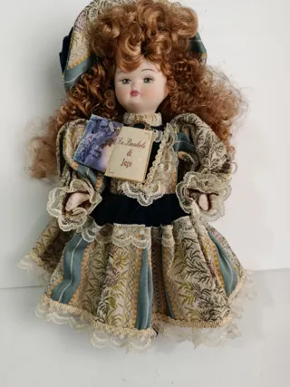 Due bambole di porcellana marca LE BAMBOLE DI JANGO