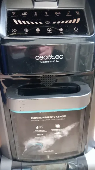 Centro Planchado Profesional Cecotec.