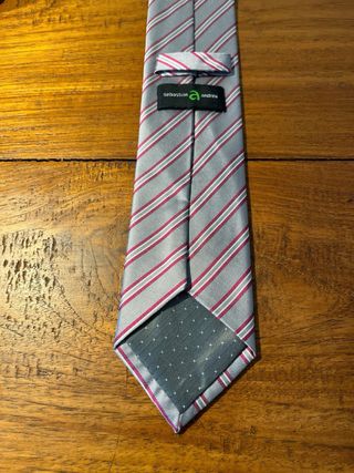 Corbata Sebastián Andreu Seda Plateada Rayas