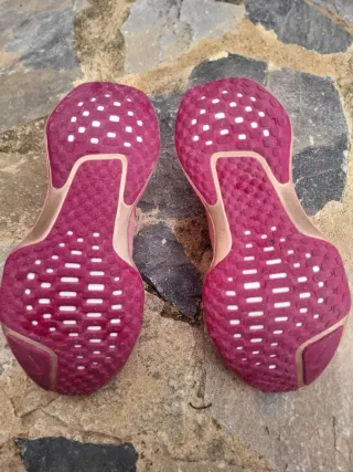 Nike ZoomX Invincible Run Flyknit 3