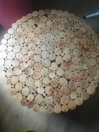 Mesita de centro de madera redonda