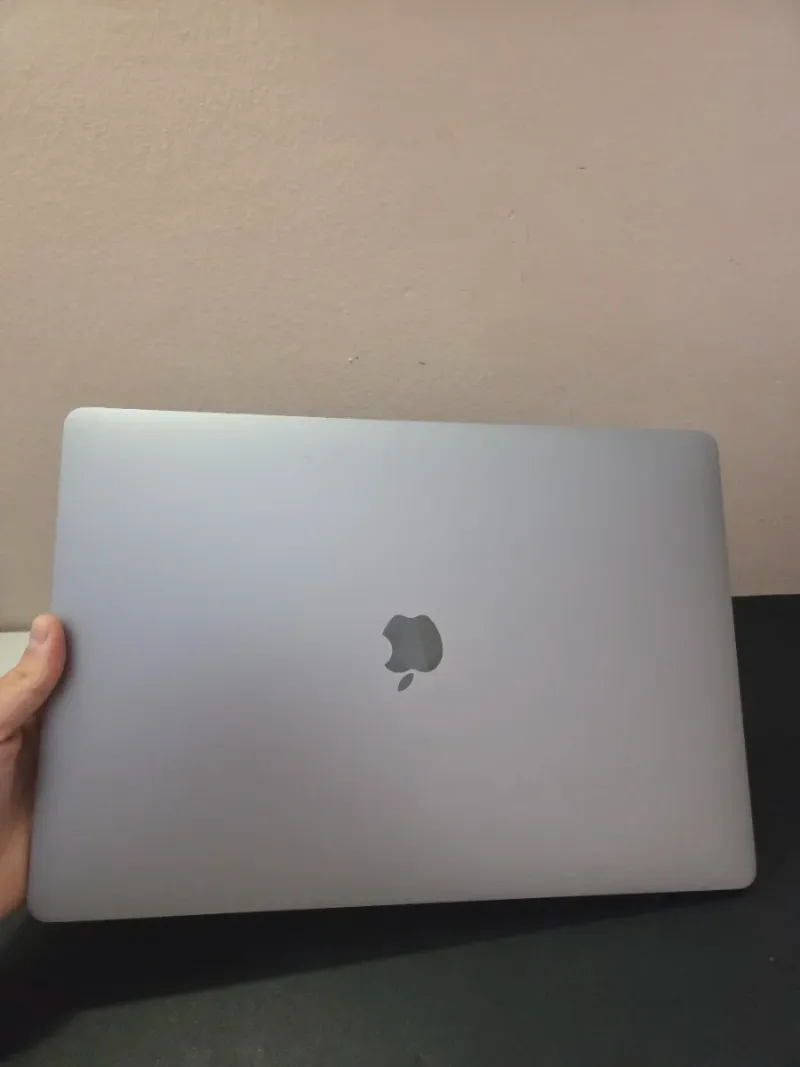 MacBook Pro i9 afbeelding 7