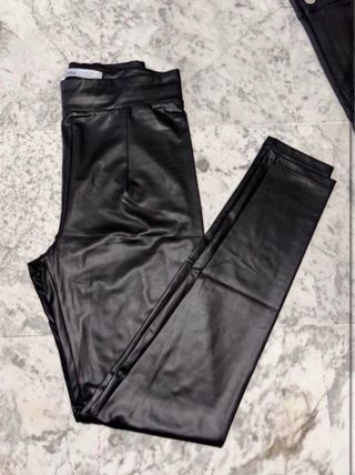 Pantalones de cuero Bershka