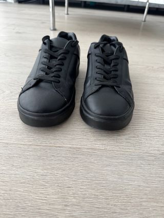 Zapatillas negras