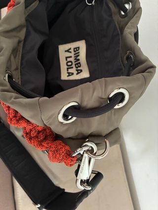 Bolso Bimba y Lola verde con asa larga y corta