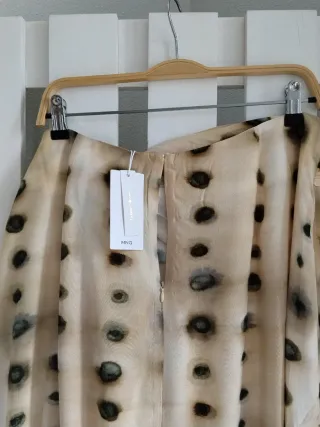 Mango: falda mido fruncido -XL-