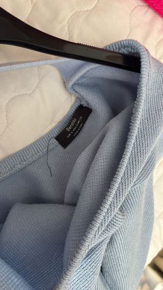 Jersey cuello pico azul claro talla S