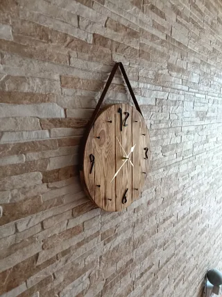 Reloj de pared madera rústico